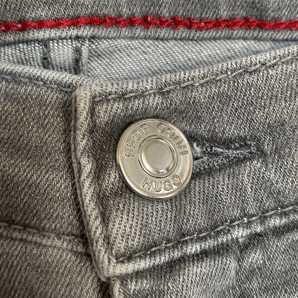 Hugo Boss women’s jeans, faded grey, high rises, skinny, stretchy! Size 28 X 32 - Picture 5 of 14